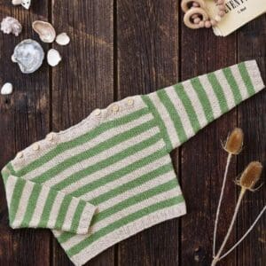 Strikkeopskrift på Stribet babybluse