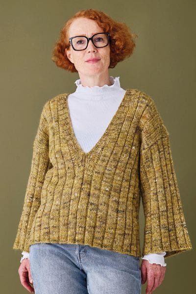 Strikkeopskrift på Ribsweater med V-hals